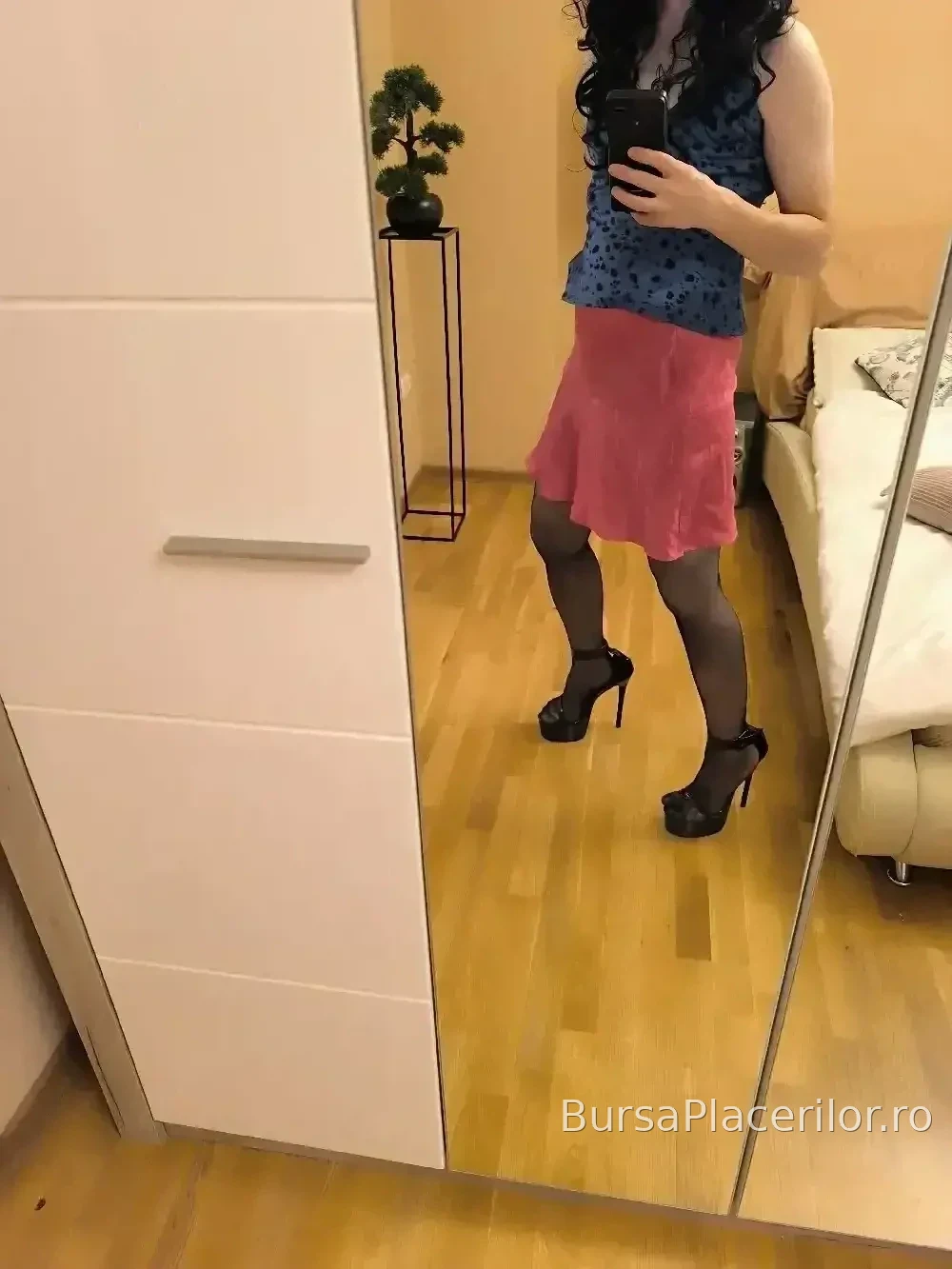 Escortă travestită activă dotată - 0759839455
