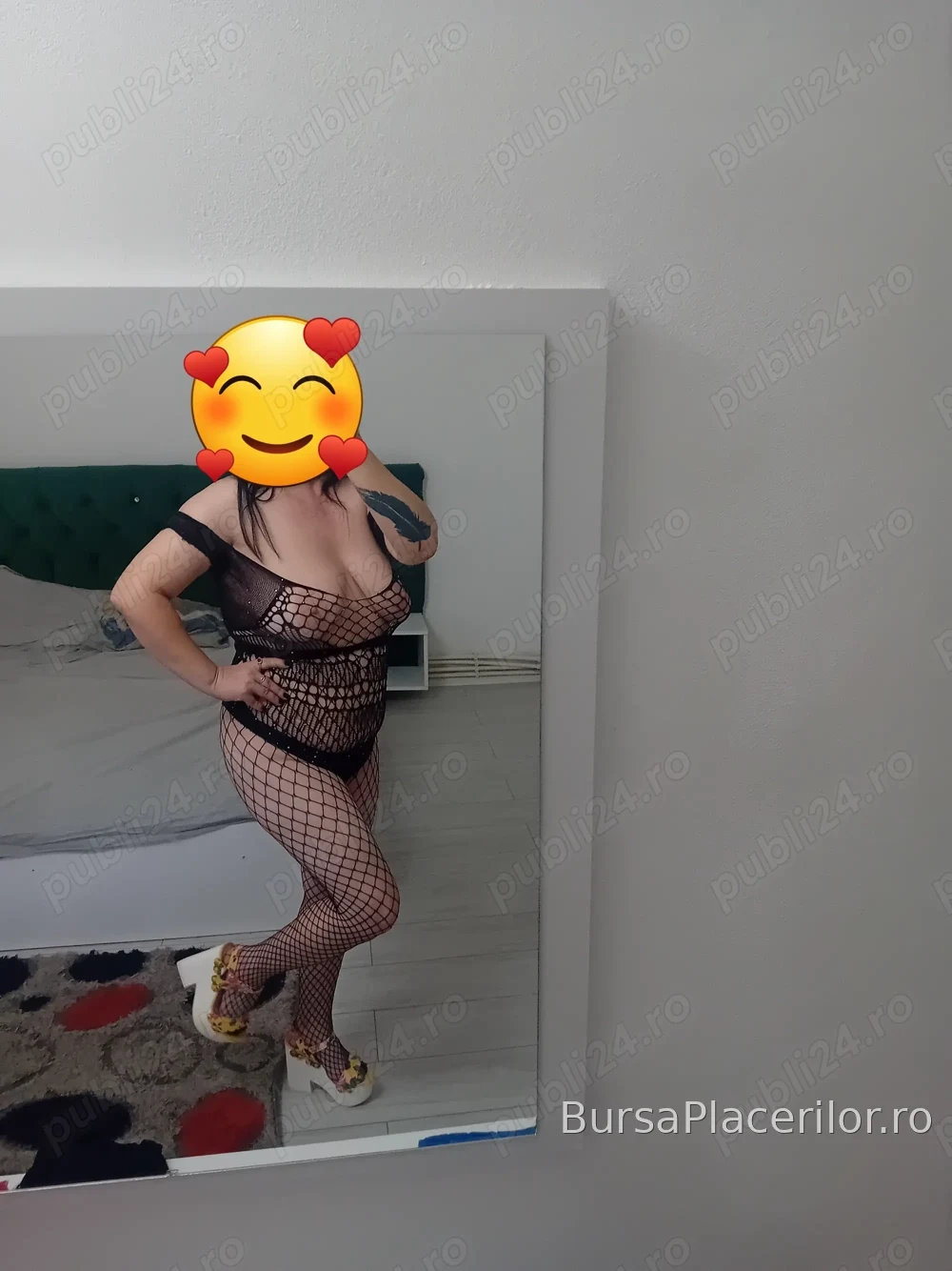 Nouă milf.38