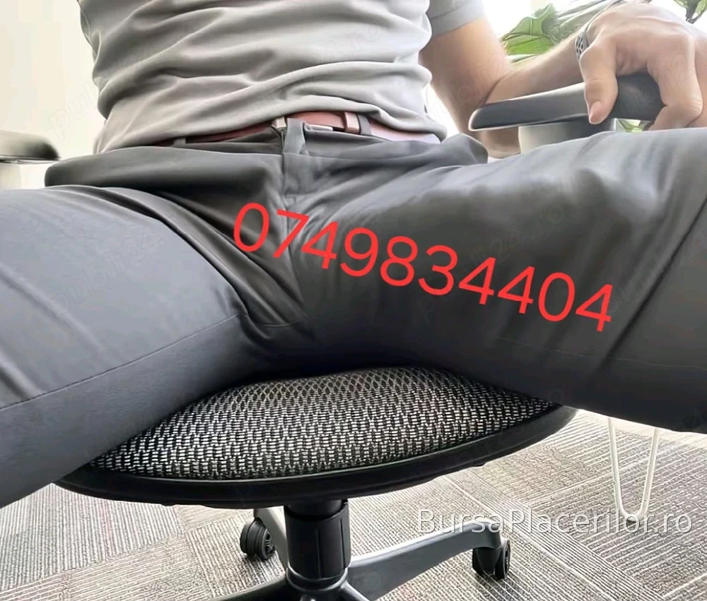 băiat trav DISCRET dotat XXXL confirm pe whassap - 0749834404