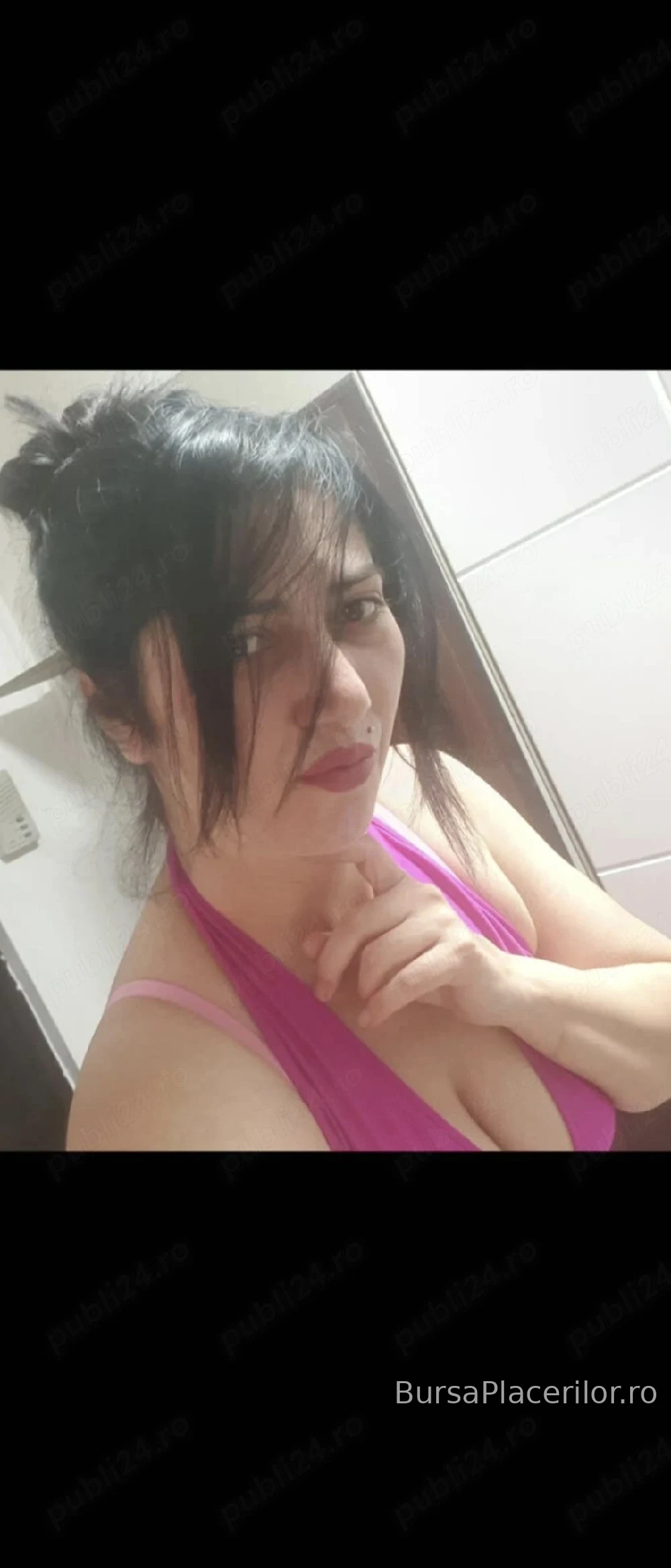 Iulia total si domniare