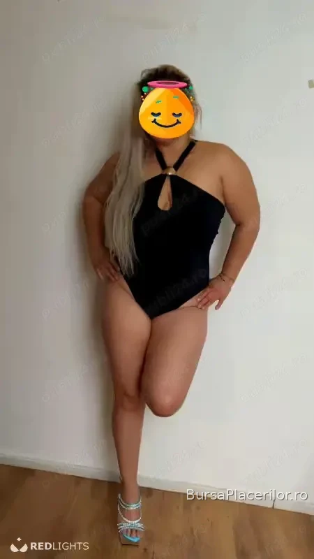 OFER servicii de masaj erotic - 0748558386