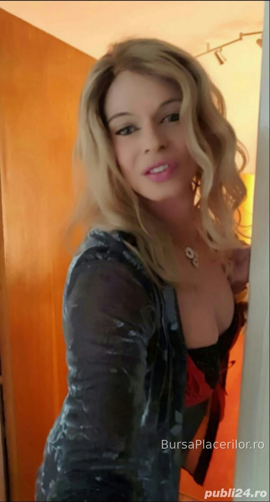 Transsexuala , se poate si conf watsapp