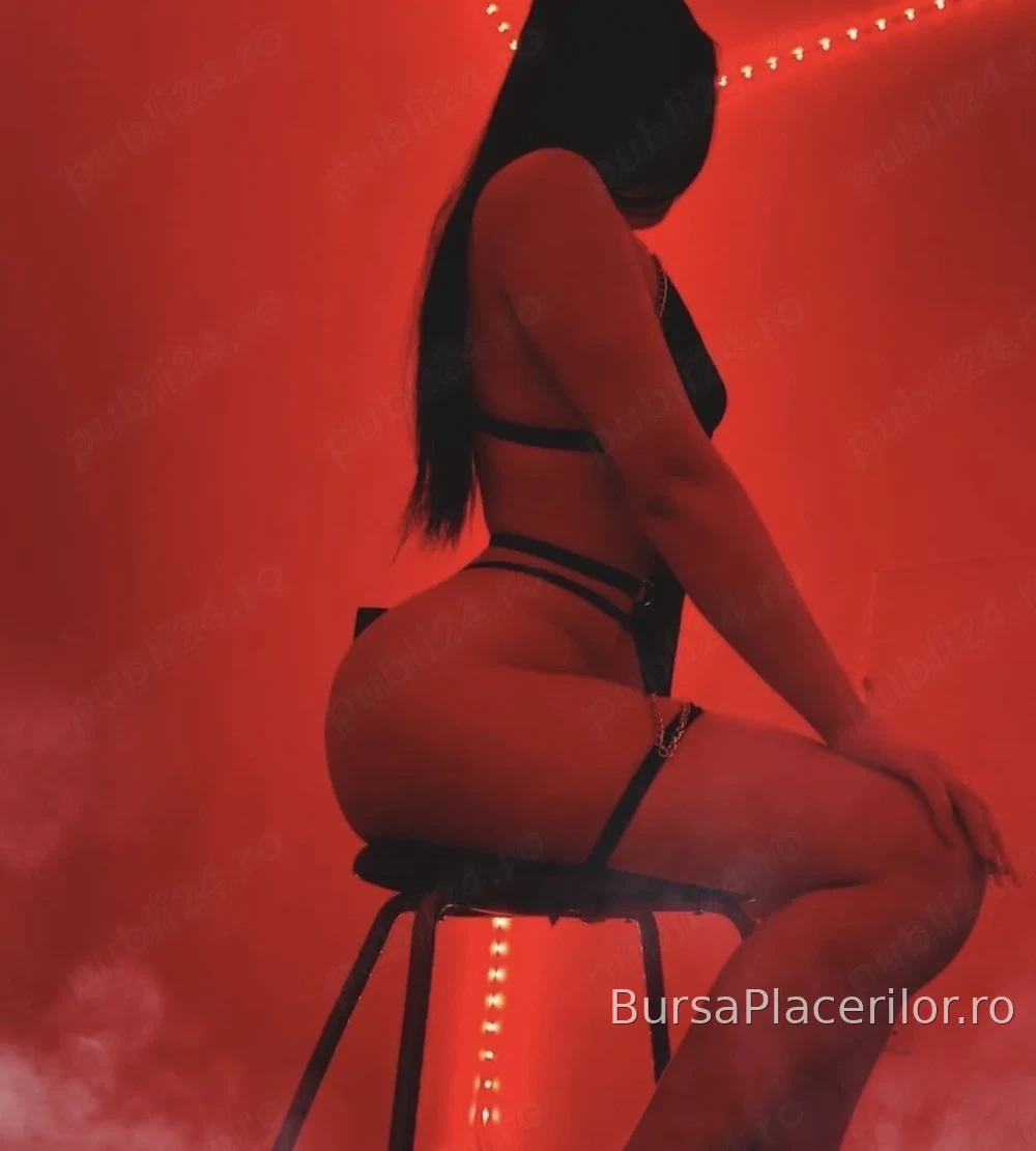 Adela nu fac deplasări - 0735075500