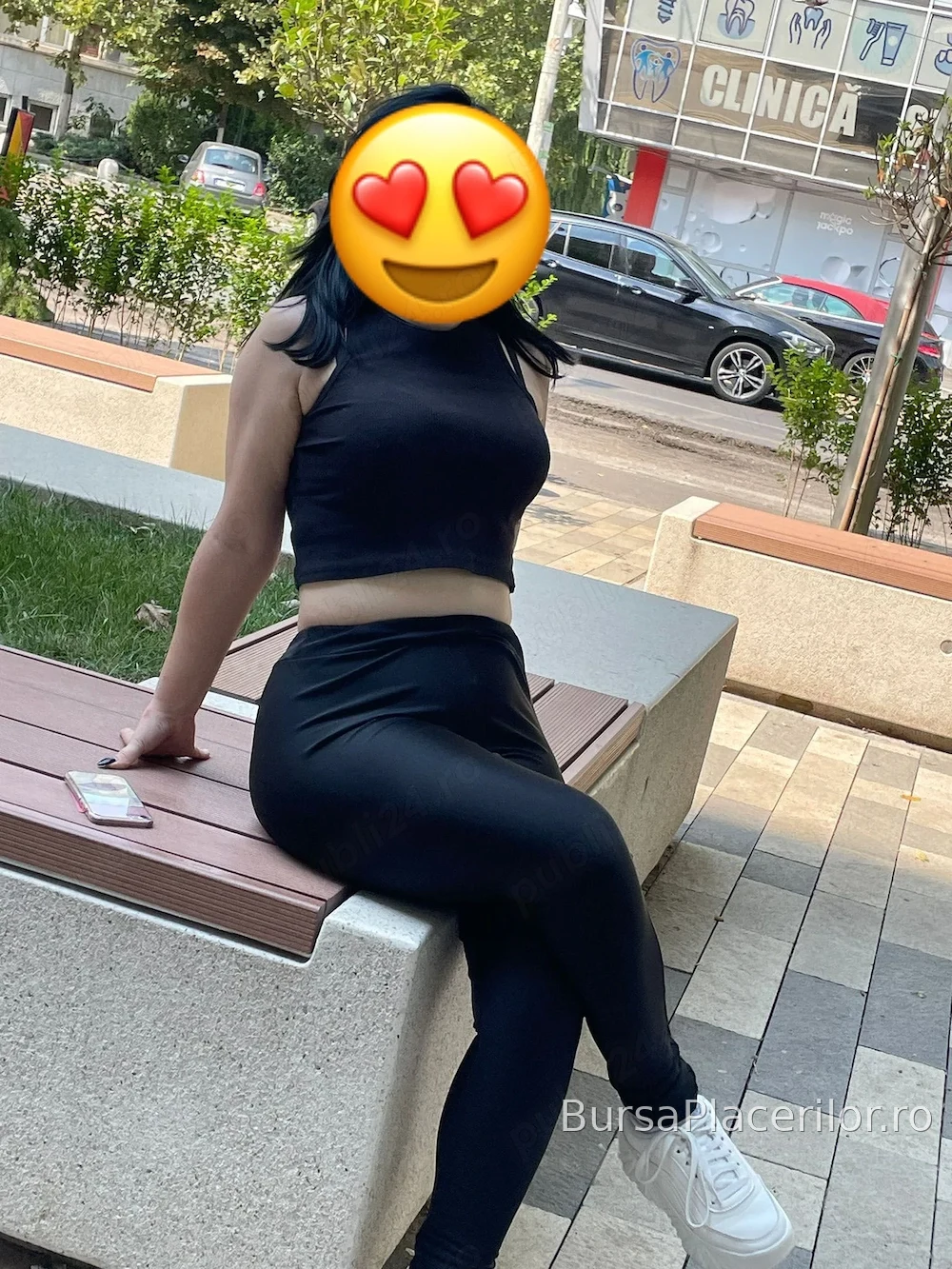 Rebeca minionă Caut colega - 0724151747