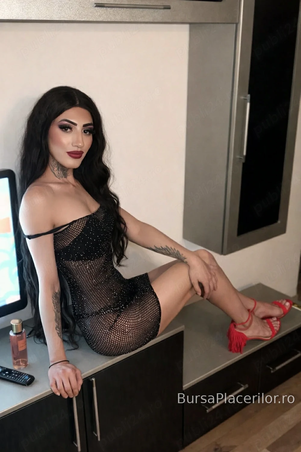 Karina Top transgender! XXL Stăpână ta