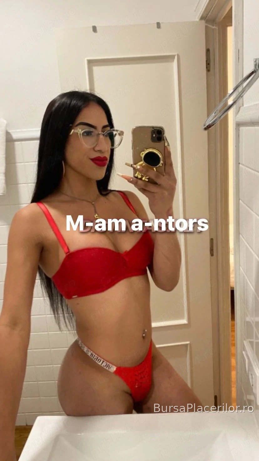 Buna mam antors pentru cei ce ma cunoaste deja jesica tranxesuala feminina acelt party  top 19 cm