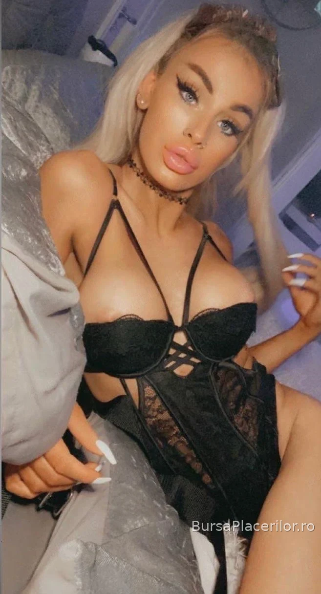 new new top I will travel to your hotel or to my apartment. My area is Calea Victoriei.