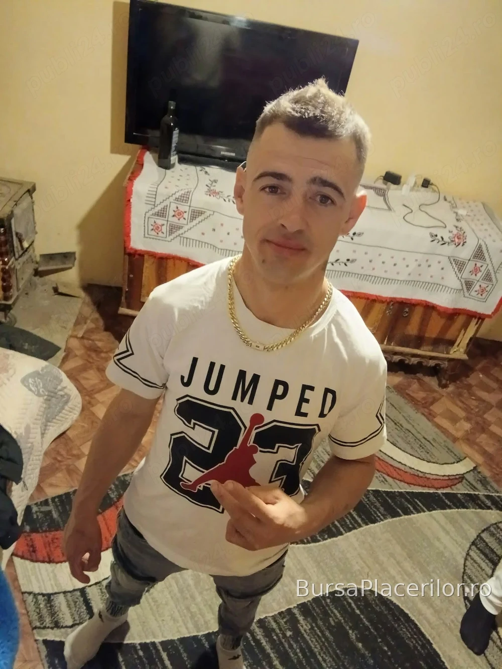 Ma numesc DRAGOS sunt nou la voi in oraș,va aștept la mine in locatie sa ne distram