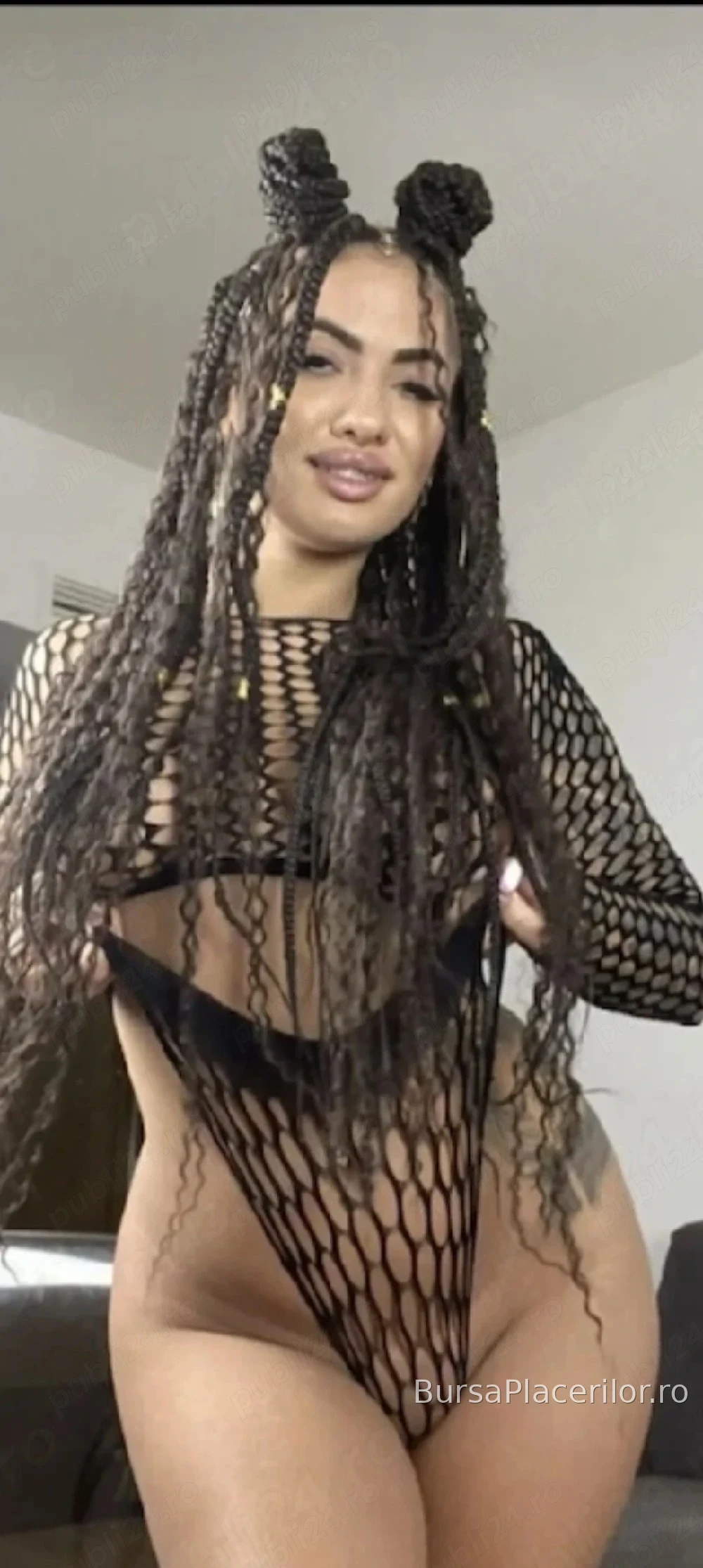 Bună mă numesc Jacqueline o transexuală foarte feminină fac și deplasare activă cât și pasivă poze î - 0729418117