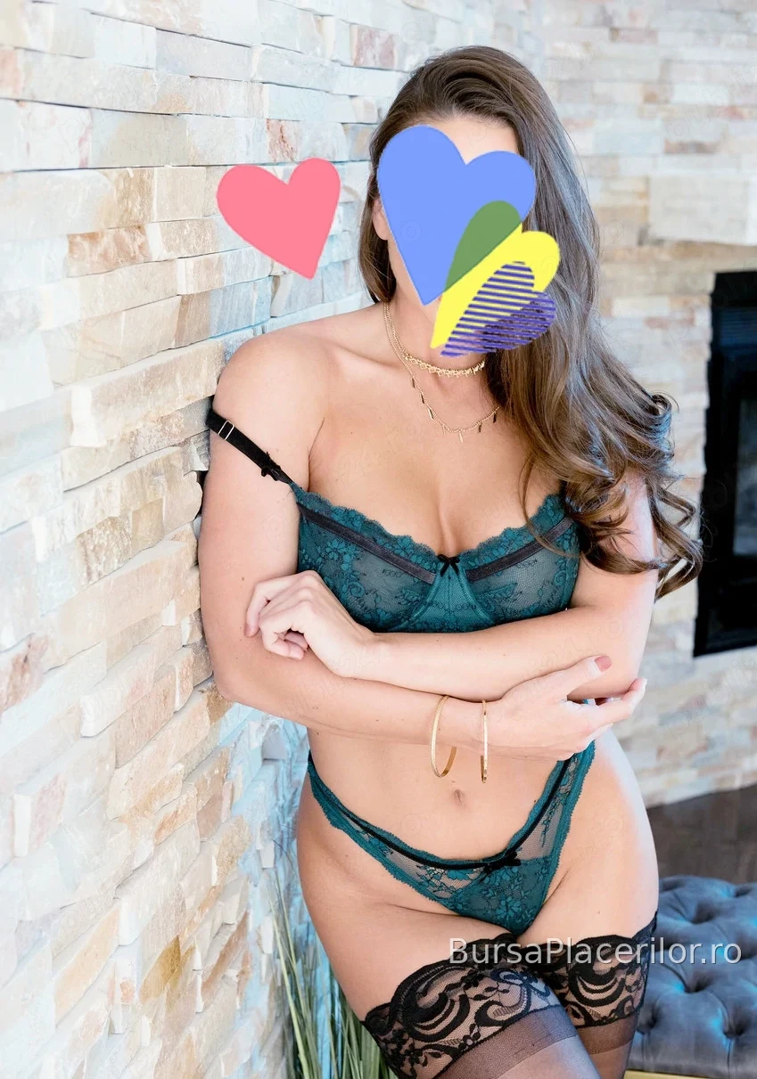 O brunetă înaltă - 0724957009