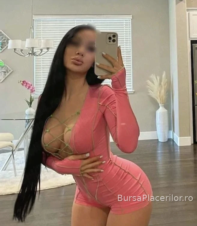 Bună prima oară care lucrez pe România ,garantez pozele 100% bruneta sexy siliconata ,pasională ! - 0724731942