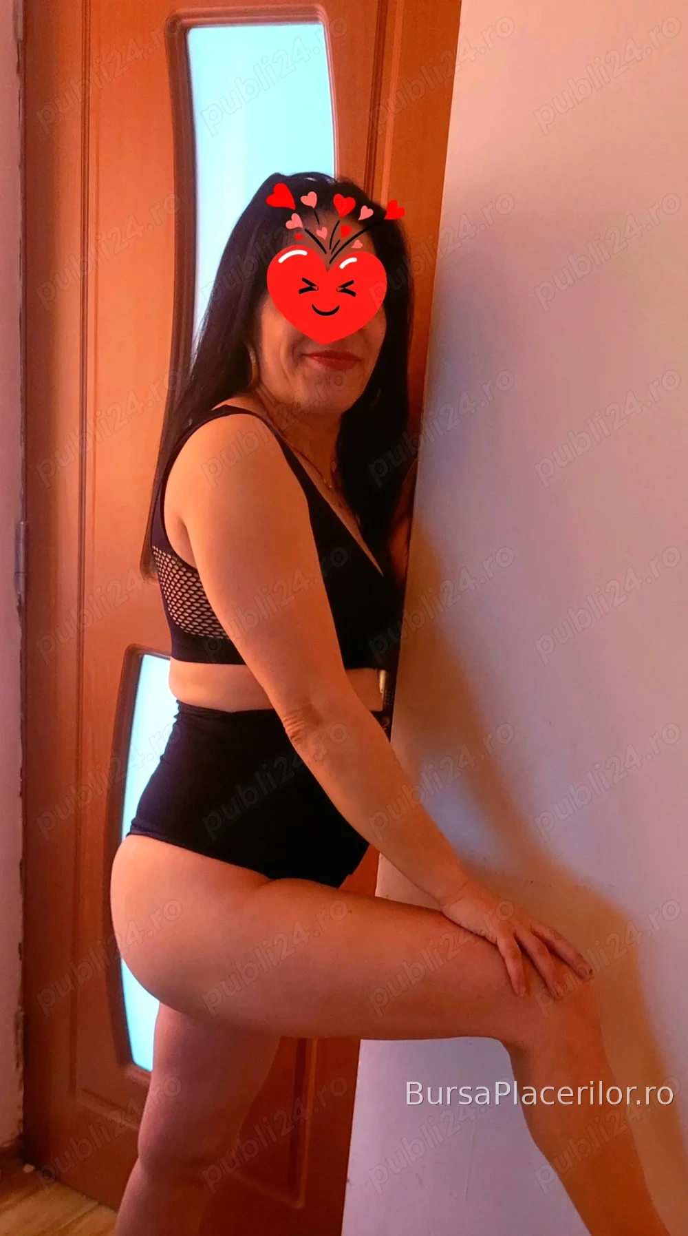 Matura sexy si apetisanta