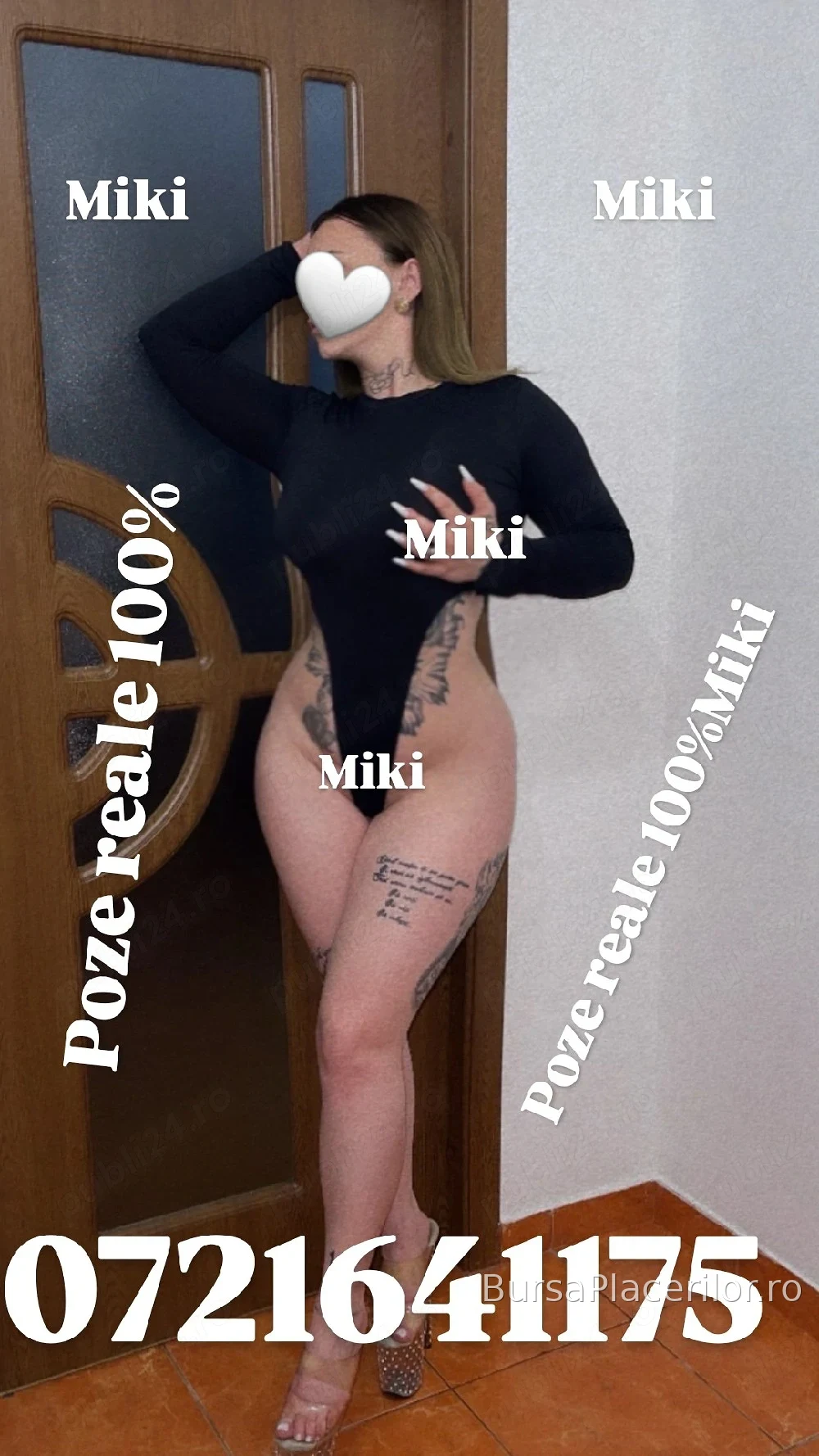 Blonda cu fundul mare