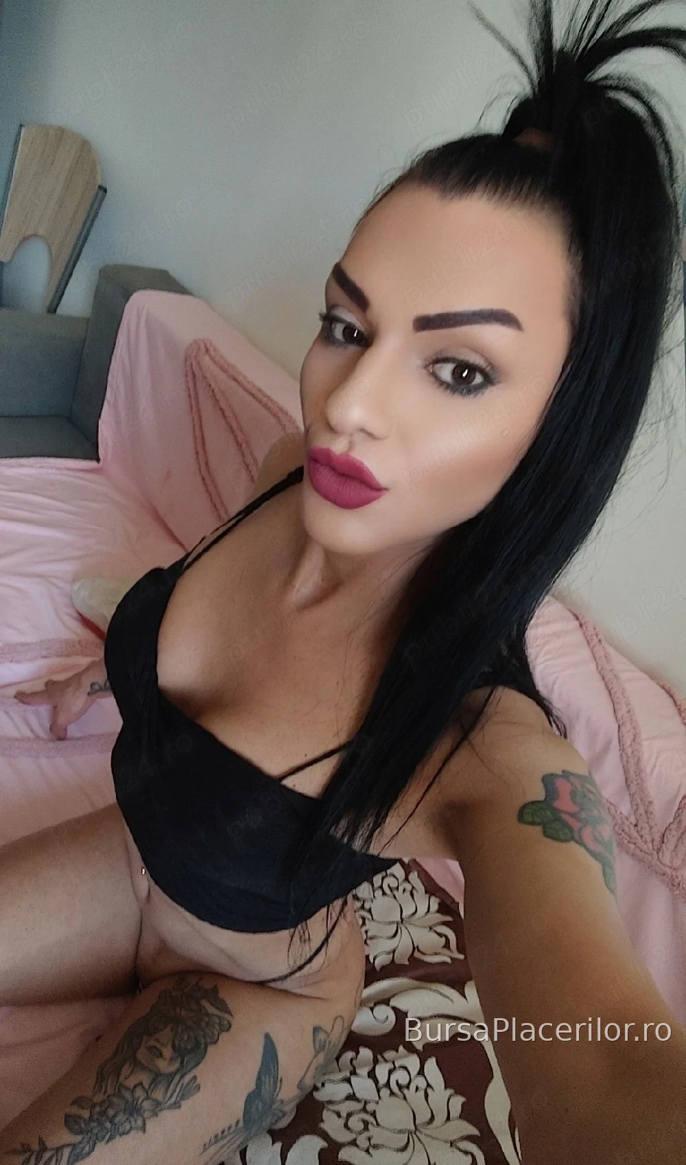 Transexuala Reala ! Întâlniri si sow web