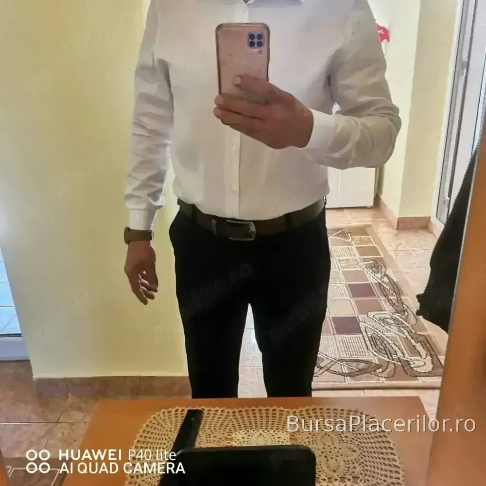 Doar pentru femei ,cupluri, mature, domnișoare