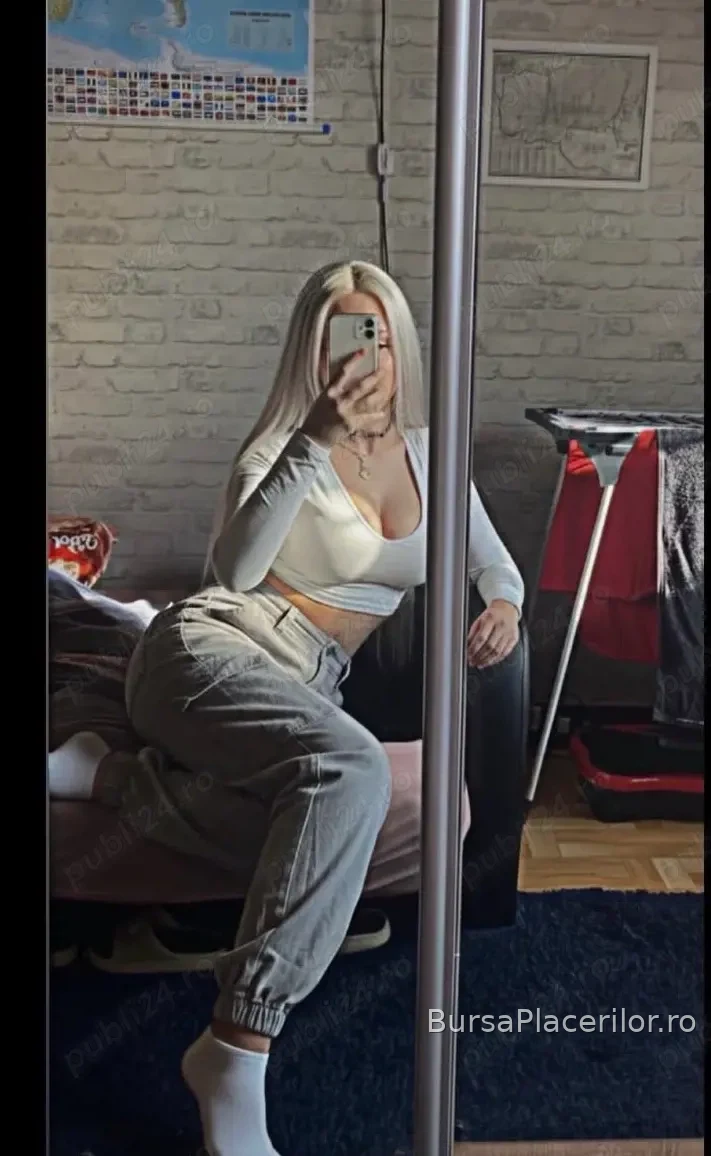 Hello Baieti