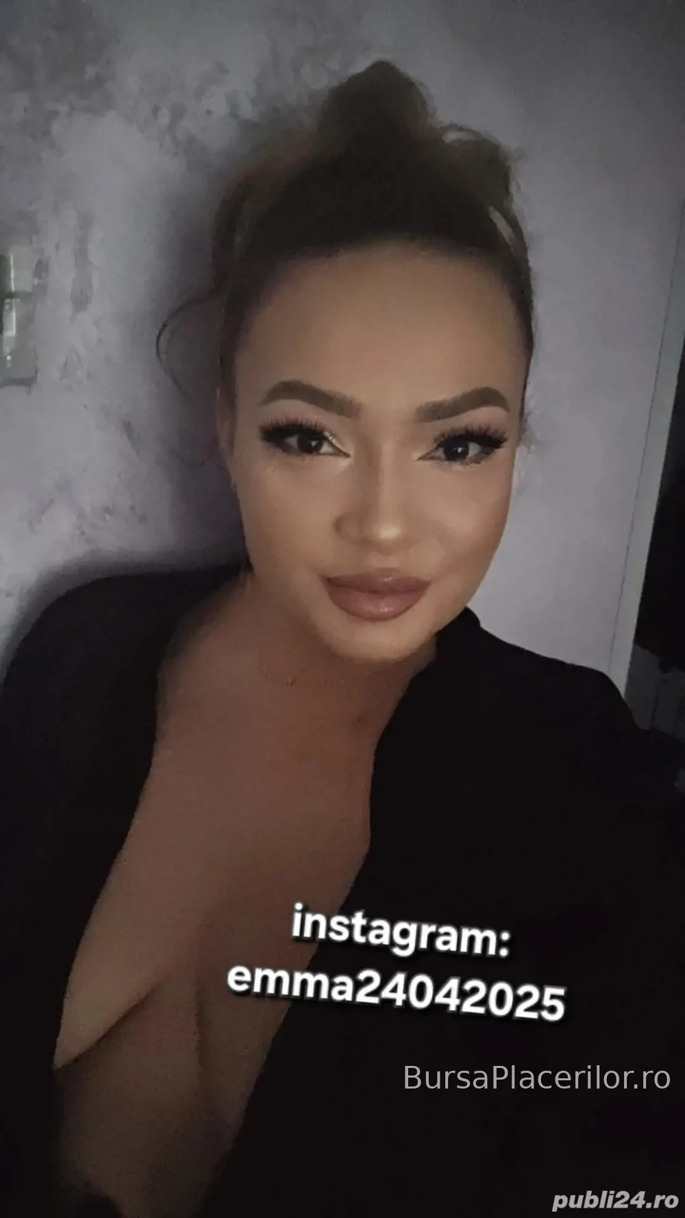 Fara graba si fara surprize neplacute sunt fata din poze am si WhatsApp