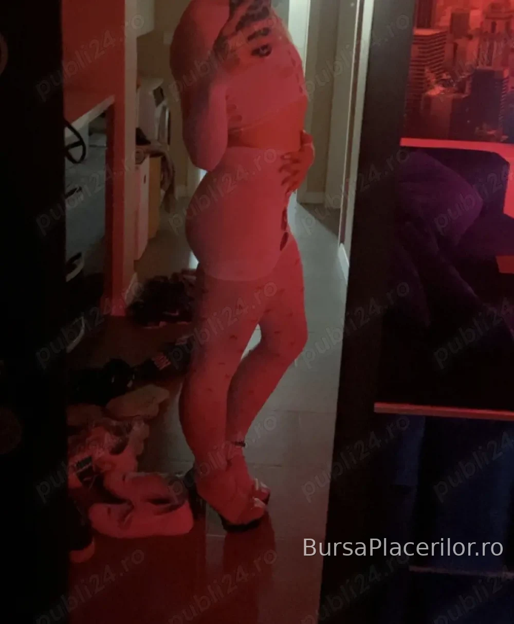 Masaj de relaxare, fată trans