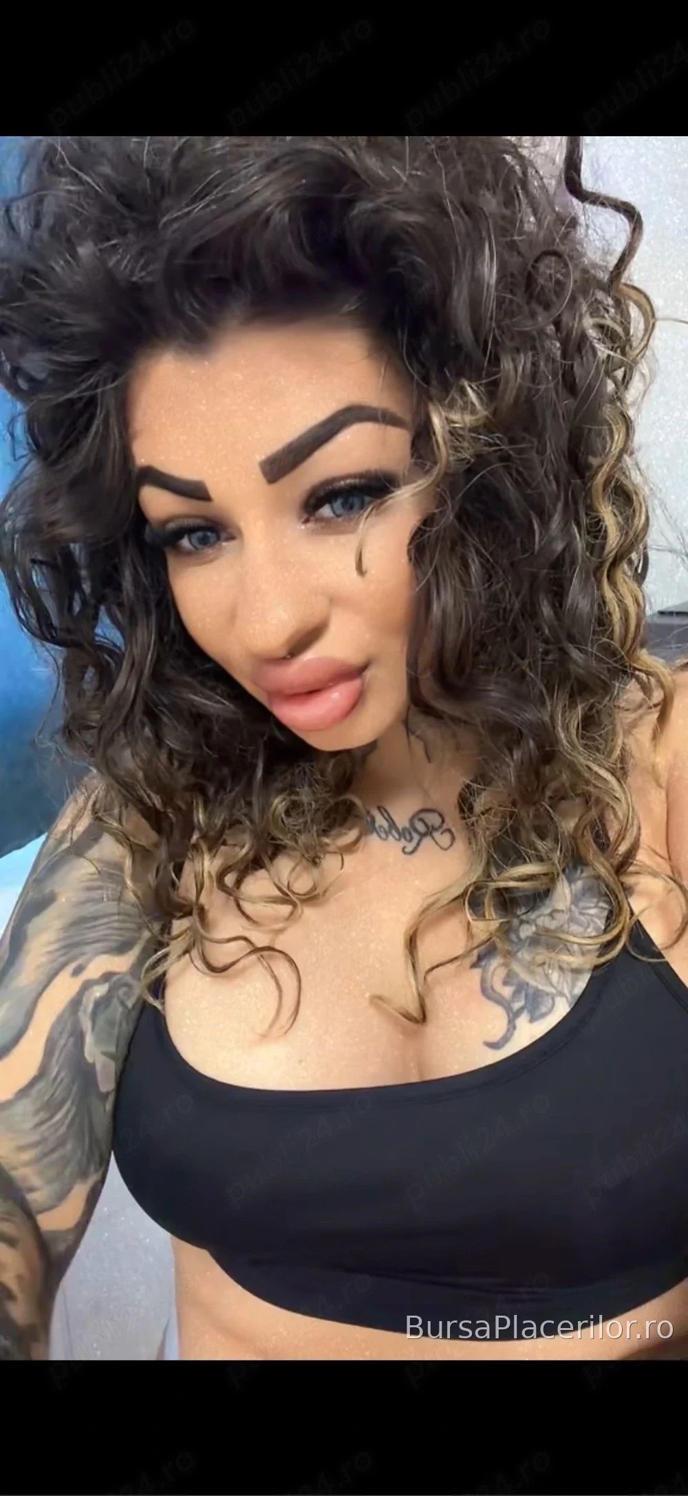 Roxana detin pirsing zona intima - 0734925301