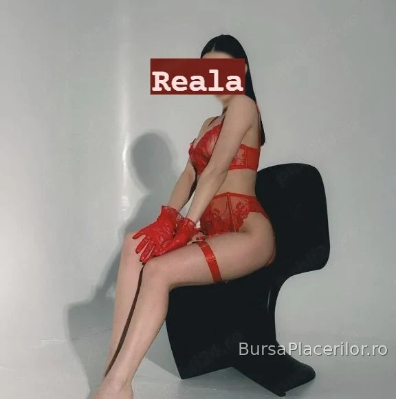 Slim bruneta noua la tine in oraș!