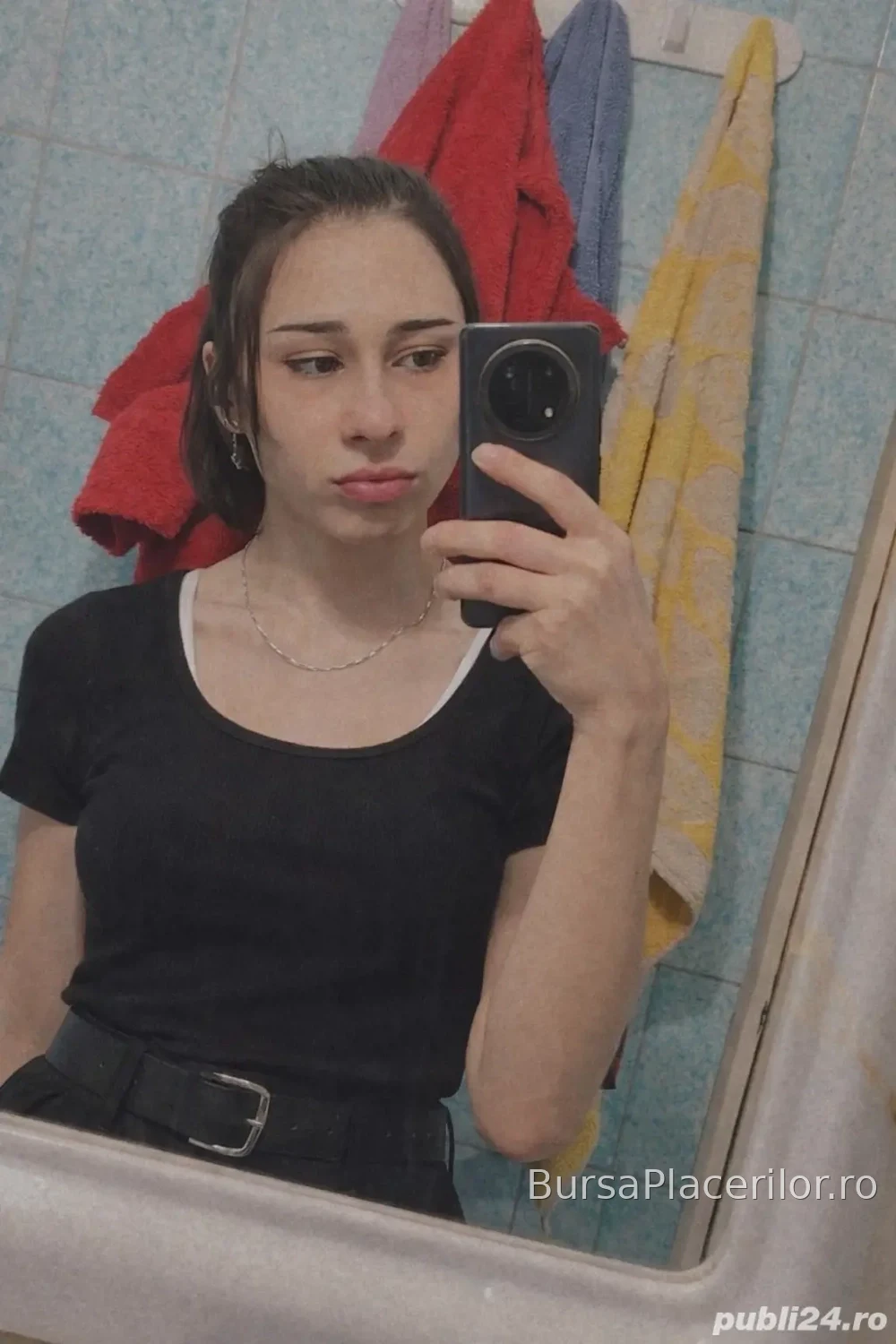 Salut, mă numesc Alex , 24  ani,  pot  oferii servicii totale si multe alte fantezii.